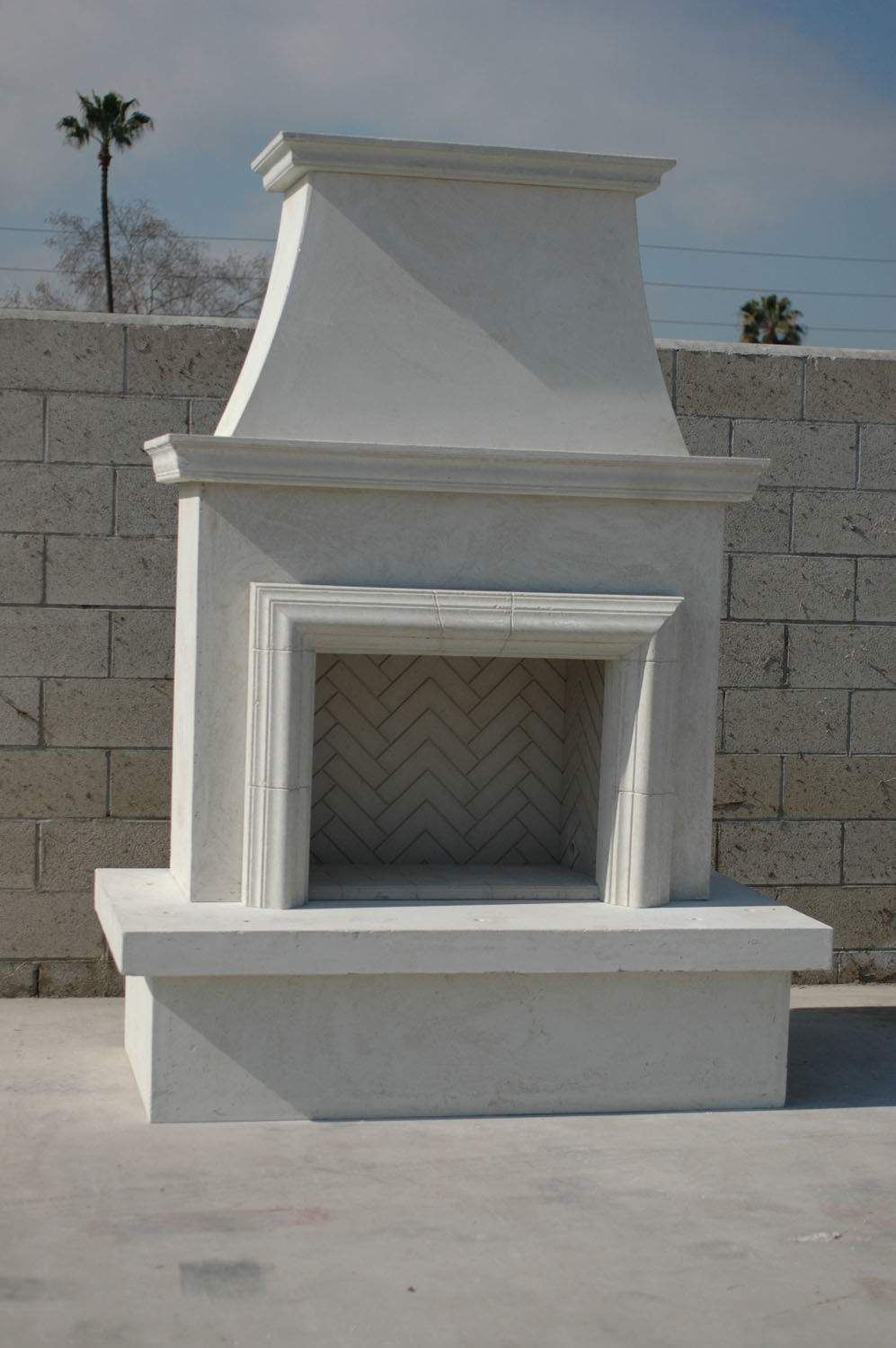 American Fyre Designs Contractors Model Outdoor Fireplace Vented 